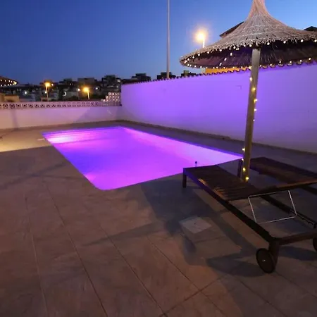 5 Bedroom, Luxury - Heated Pool Villa Villamartin (Valencia)