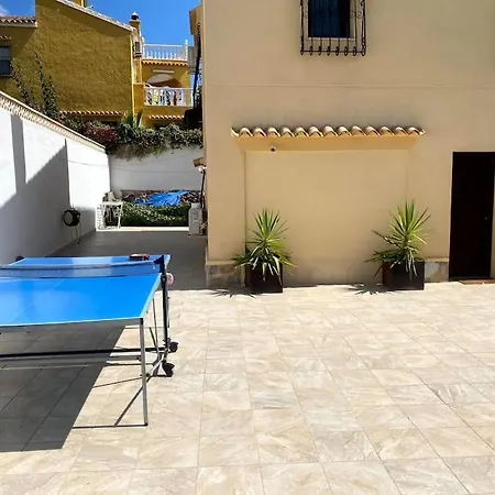 4 Bedroom, Luxury - Heated Pool *