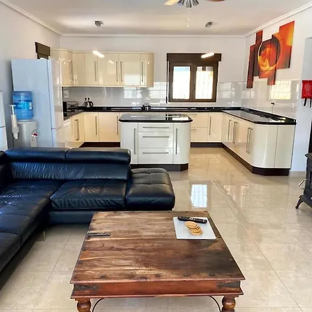Villa 4 Bedroom, Luxury - Heated Pool