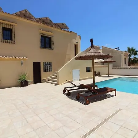 Villa 4 Bedroom, Luxury - Heated Pool *